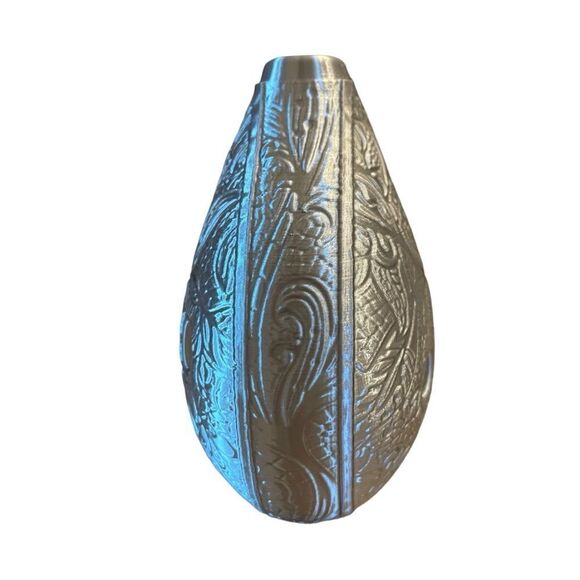 Unique Metallic Silver Filigree Ocarina Set – The Perfect Gift for Music Lovers! - Picture 4 of 5